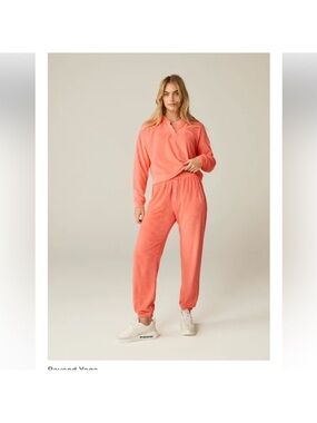 Beyond Yoga terry joggers
